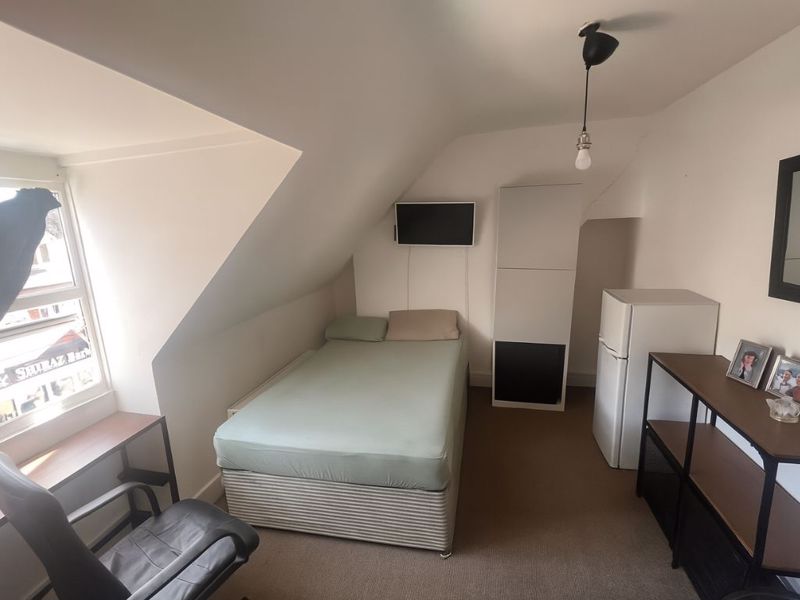 Photo 10- click for photo gallery